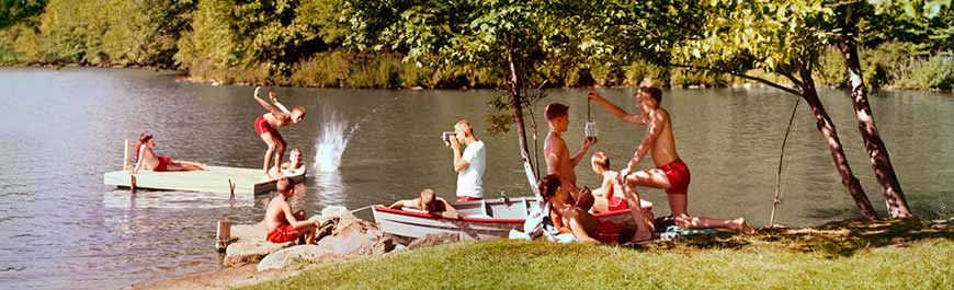 Rest on the lake (Отдых на озере), 1960