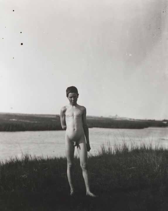 Boy nude at edge of river (Нагой мальчик у края реки), c.1882