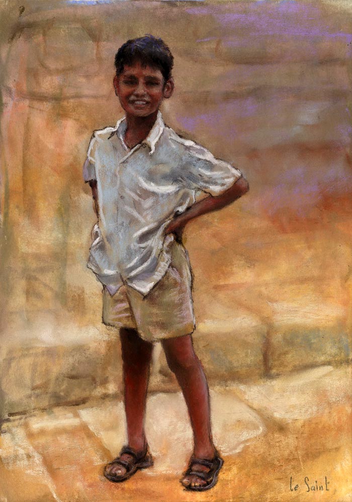 Young boy visiting an ancient temple in Mahabalipuram, Tamil Nadu (Мальчик, посещающий древний храм в Махабалипураме, Тамил Наду)