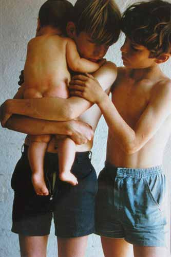 Boys with baby (Мальчишки с младенцем), 1978