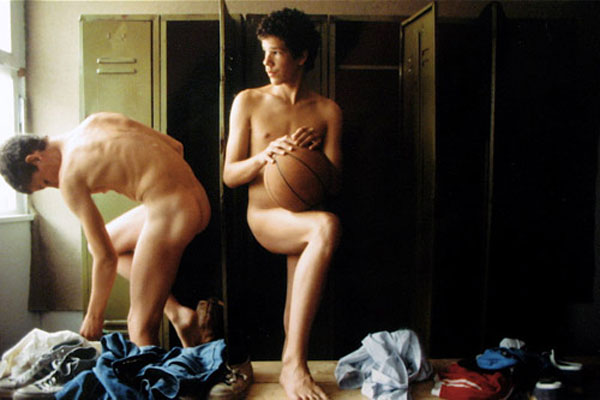 Boys in lockerroom (Мальчики в раздевалке), 1978