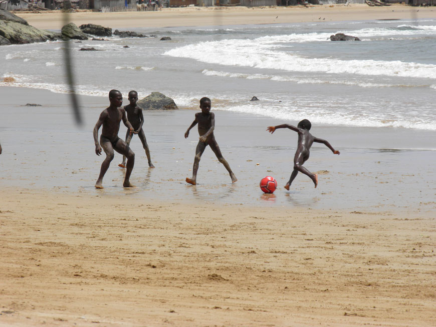 Untitled / Без названия 2013 Akwidaa, Ghana