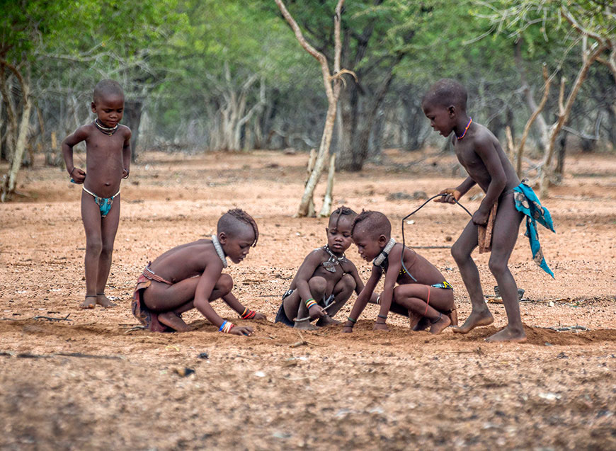 Himba boys playing (Играющие мальчики народности Химба), Feb.2014