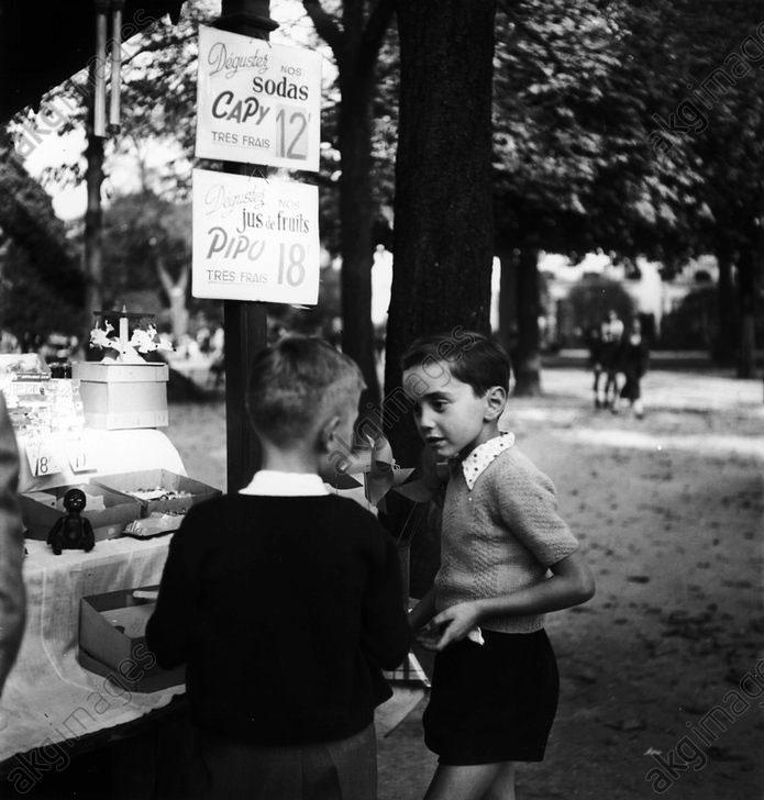 Il nous manque 5 francs pour achetez un Pipo! (Нам не хватает 5 франков на «Пипо»!), 1947