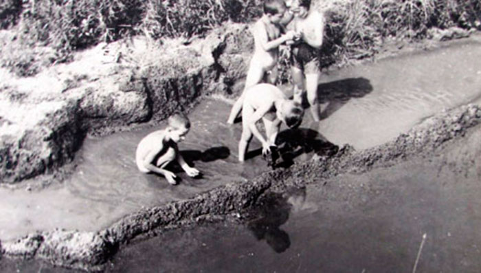 Děti u vody (Дети в воде), 1930s