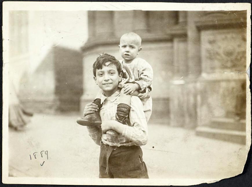 Piggy-Back (На закорках), 1910s