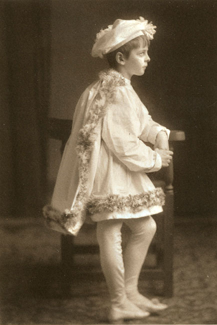 David Bolton in Fancy Costume (Дэвид Боултон в причудливом костюме), c.1900