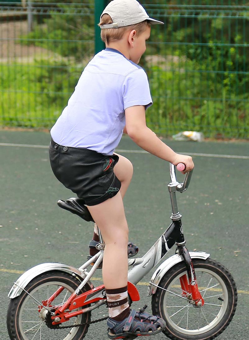 Мальчишки и велосипеды *  Boys and bicycles