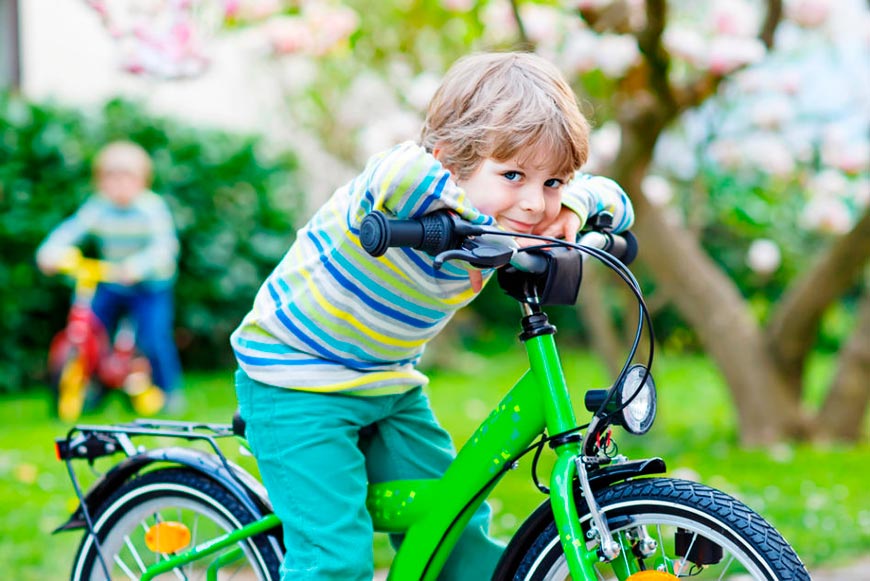 Мальчишки и велосипеды *  Boys and bicycles