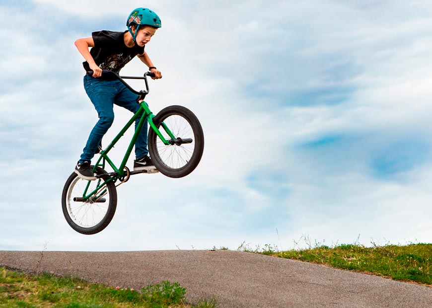 Мальчишки и велосипеды *  Boys and bicycles