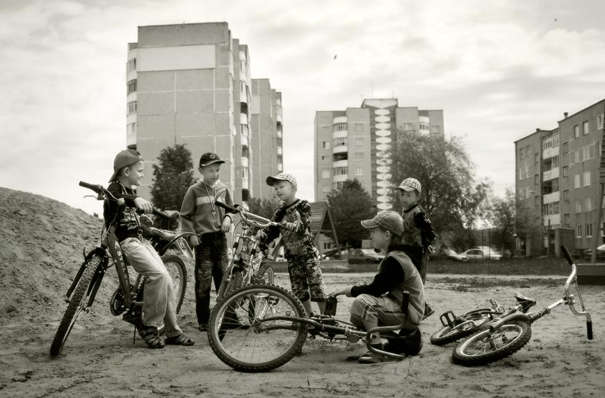 Мальчишки и велосипеды *  Boys and bicycles