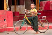 Мальчишки и велосипеды *  Boys and bicycles