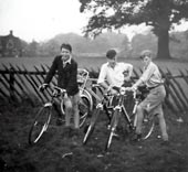 Мальчишки и велосипеды *  Boys and bicycles