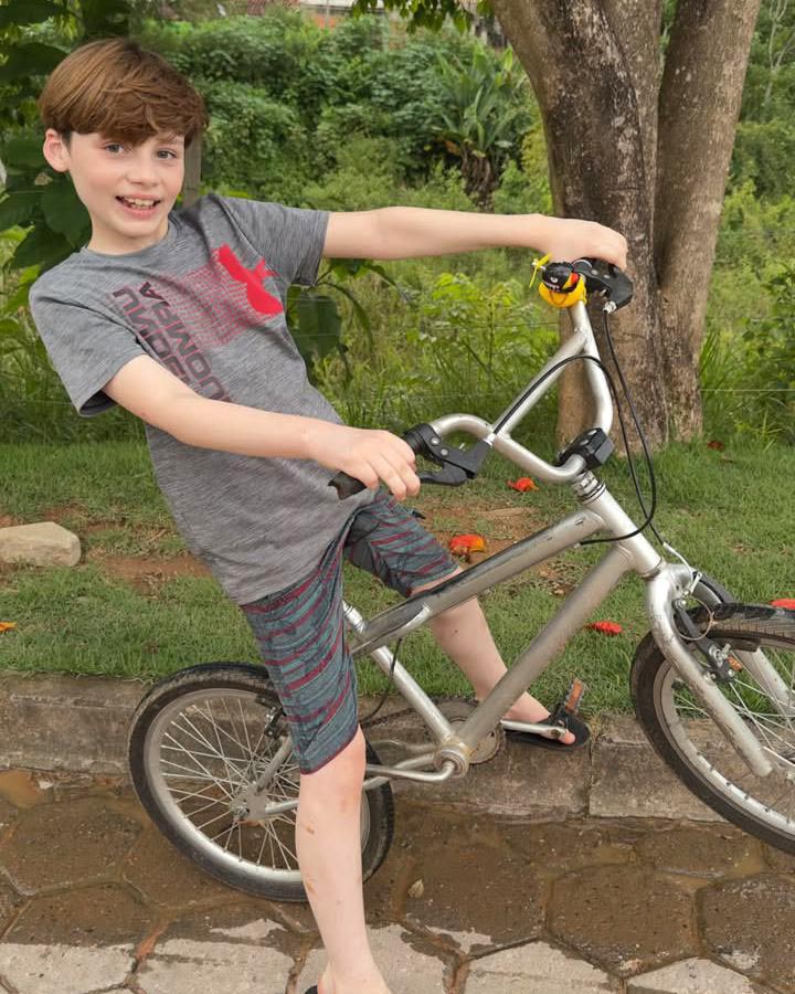 Мальчишки и велосипеды *  Boys and bicycles