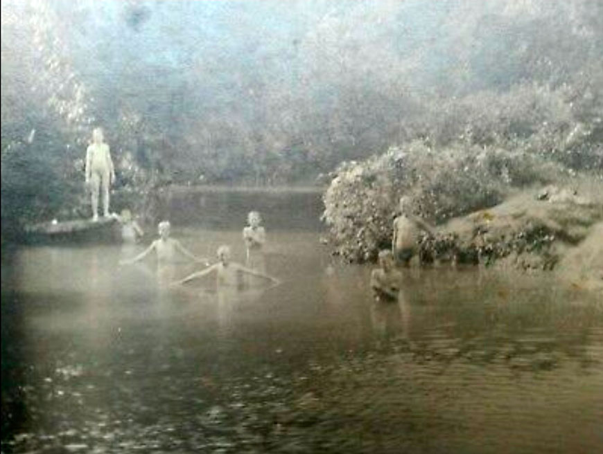 Boys Skinny Dipping At Swimming Hole (Мальчишки, купающиеся голышом в пруду), 1902