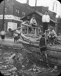 Swimming in the Miami & Erie Canal / Купание в канале Майами-Эри