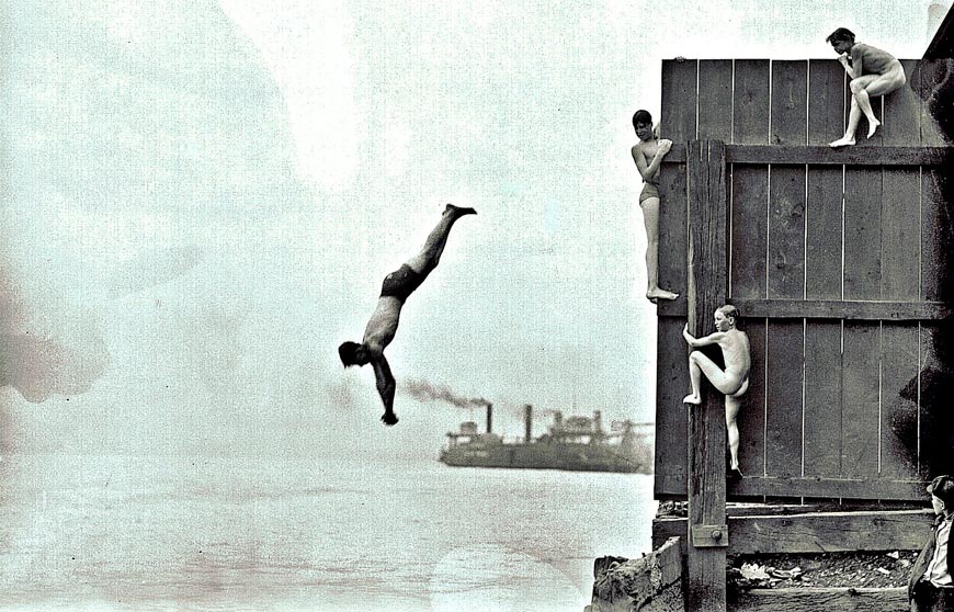 Boys swimming in Detroit River (Мальчишки, купающиеся в Детройт-ривер)