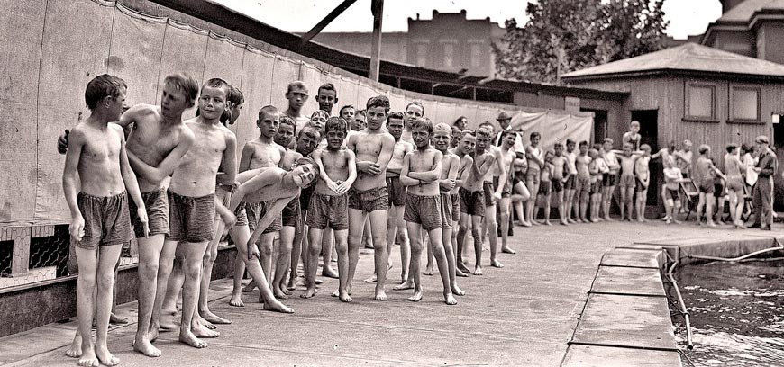 Ormsby Park swimming pool (Бассейн в Ормсби-парке), 1916