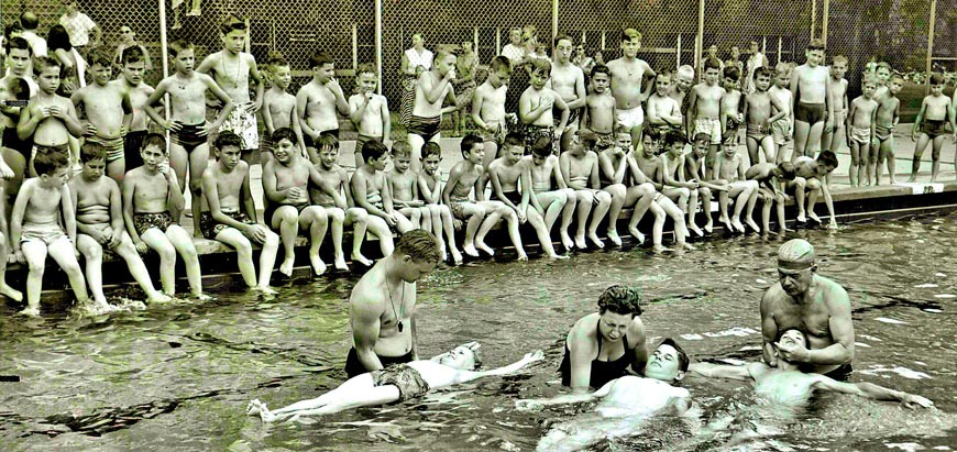 Swimming lessons (Уроки плавания), 1955