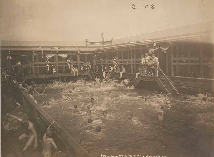 Public Bath No.10 (Публичная купальня №10), c.1903