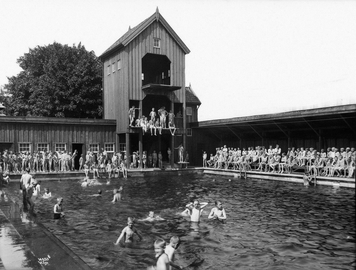 Kampens friluftsbad / Kampen folkebad (Купальня под открытым воздухом), 1921