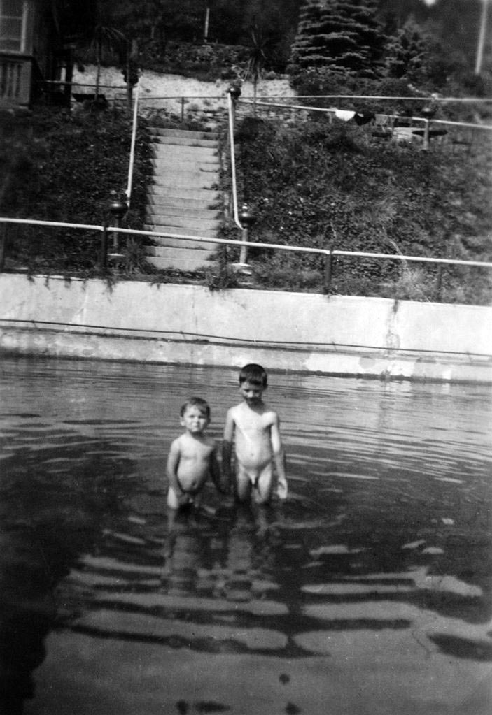 Koupaliště na Skalíkově louce (Бассейн на лугу Скалик), 1950