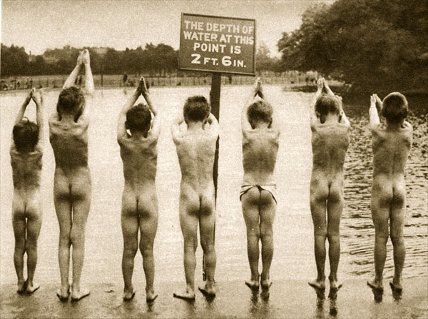 Boys bathing in the park (Мальчишки купаются в парке), XX 