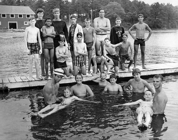 Summer Camp swim lesson(Урок плавания в летнем лагере), 1965