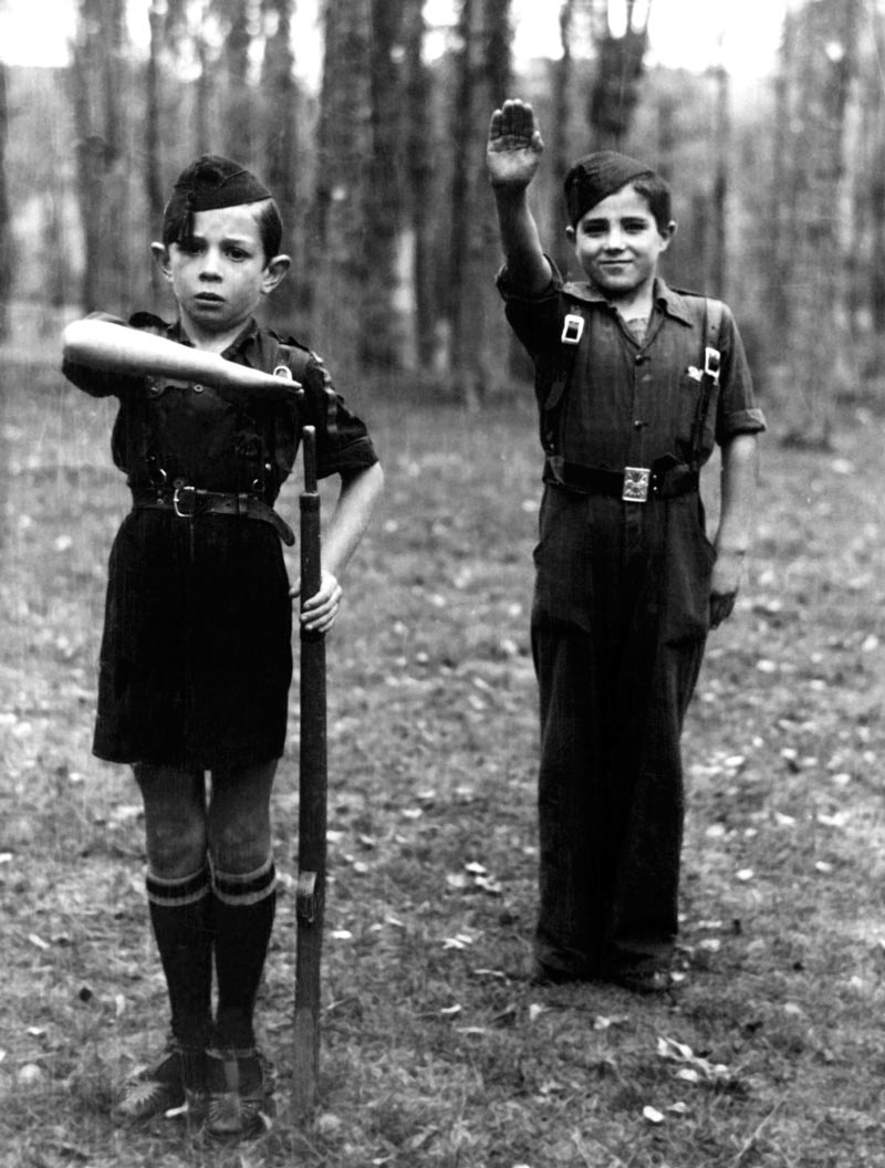 Child soldiers (Дети-солдаты), 1936