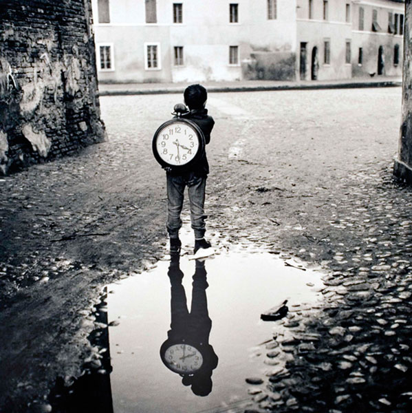 Boy with clock (Мальчик с часами), 1955