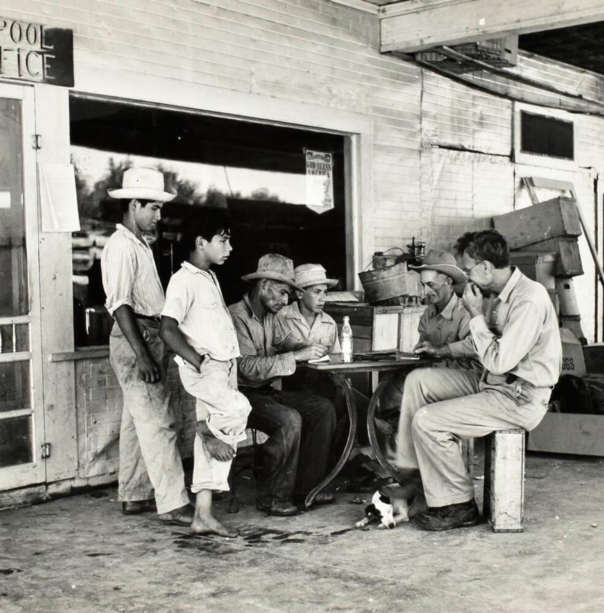 At the Humble Station (На станции Хамбл), 1945