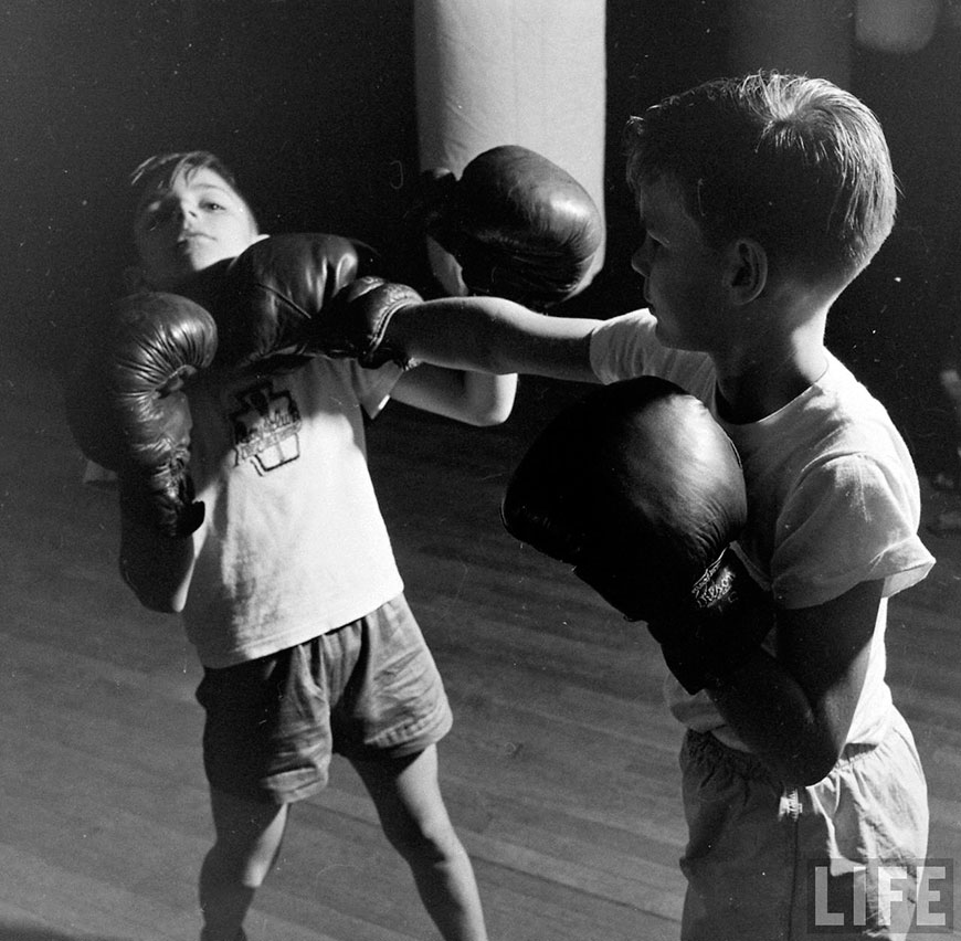 Wm. Brown Boxing School For Kids (Боксёрская школа Вилльма Брауна для детей), Feb.1948