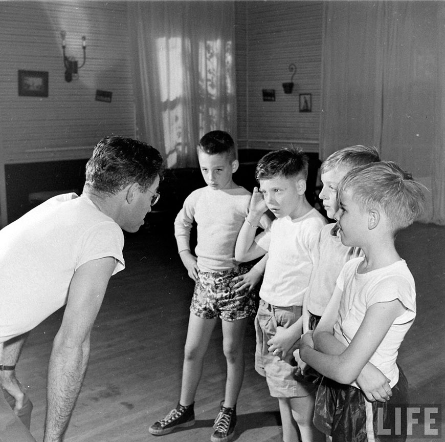 Wm. Brown Boxing School For Kids (Боксёрская школа Вилльма Брауна для детей), Feb.1948