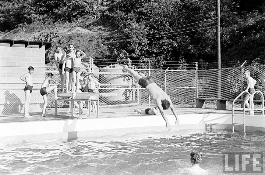 Dedication Of Miner'S Recreation Center (Открытие центра отдыха шахтёров), June 1946