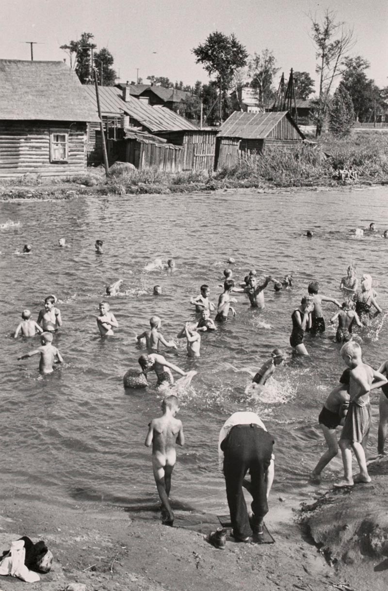 Swimming Hole on a Collective (Пруд в колхозе), 1954