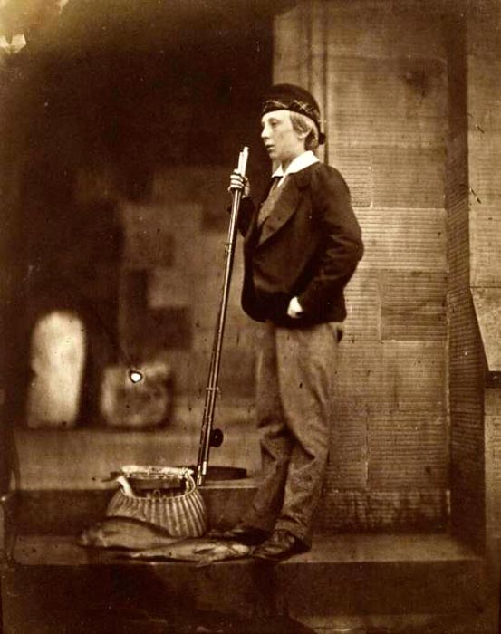 Scottish boy with fly fishing rod and reel (Шотландский мальчик с удочкой и садком), c.1855