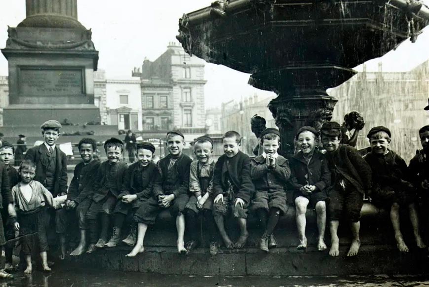 A row of young lads (Ряд мальчишек), c.1890 