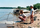 Learning how to catch fish / Научиться, как ловить рыбу