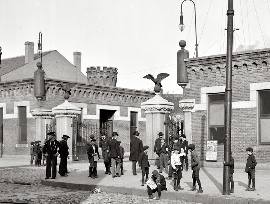 Brooklyn Navy Yard. Sands Street entrance (Бруклинские верфи. Вход с Санд-стрит), c.1903