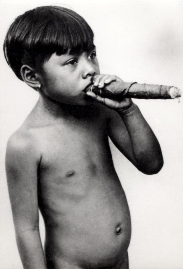 Boy smoking a cigar (Мальчик, курящий сигару), 1931