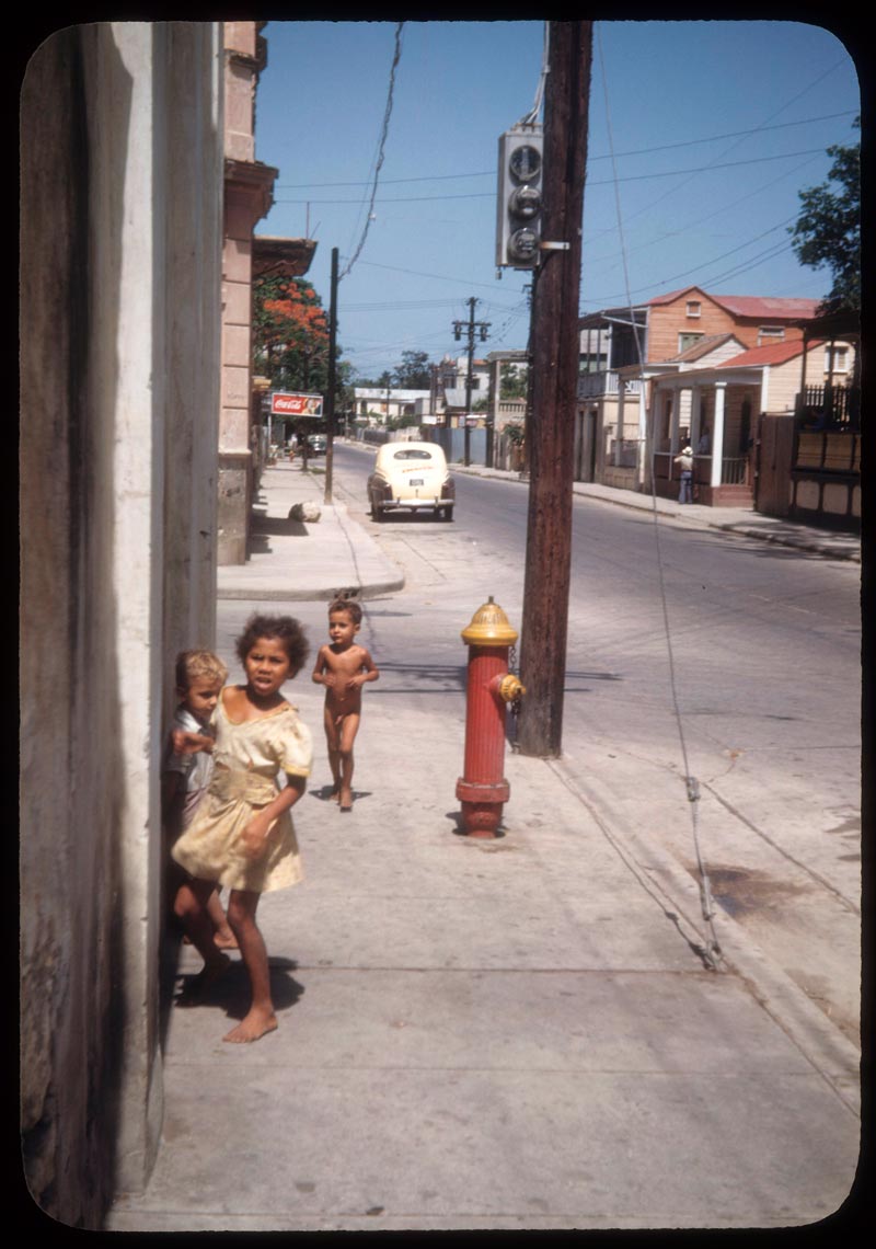 Children playing in streets (Дети, играющие на улице), 21 July 1948