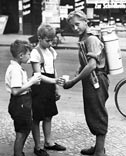 Selling lemonade / Продажа лимонада