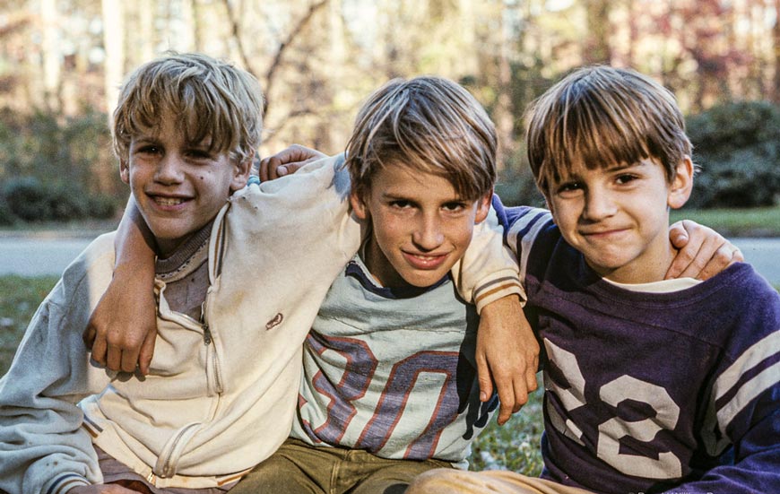 Brothers (Братья), 1976