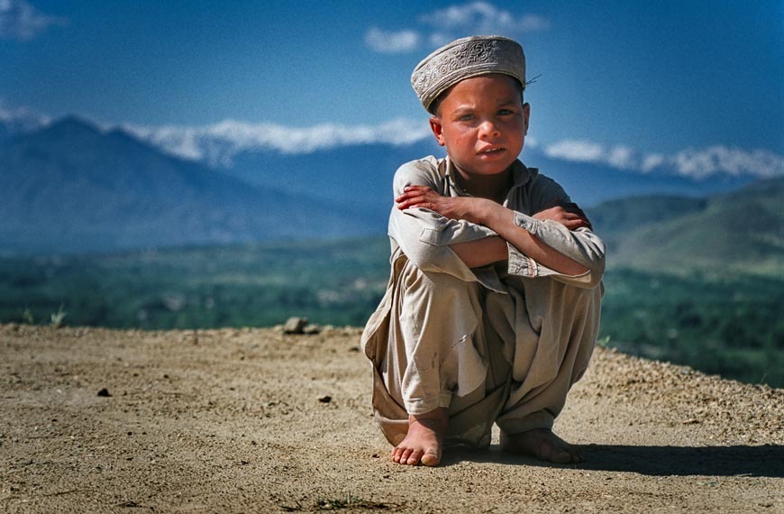 Boy (Мальчик), 1995