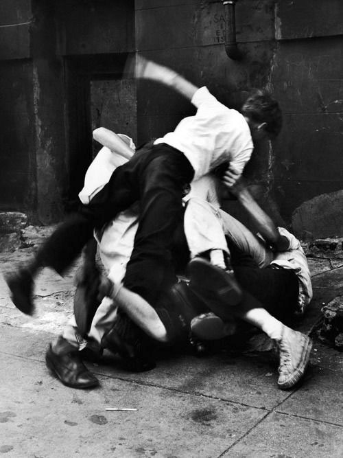 Group of boys fighting in a heap (Группа дерущихся мальчишек), c.1950