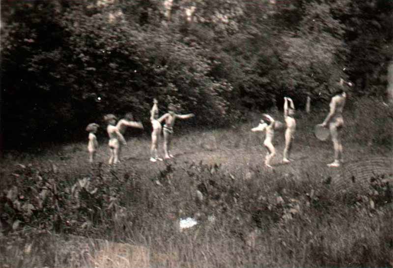 Nudist Camp (Нудистский лагерь), 1931