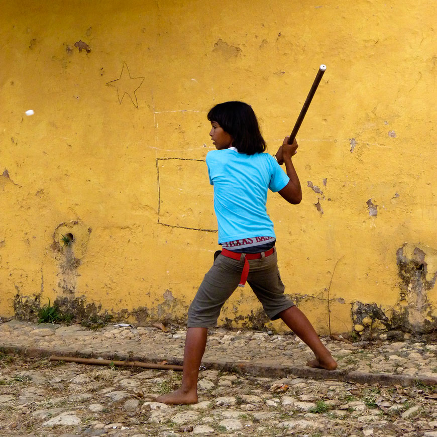 Boy playing baseball (Мальчик, играющий в бейсбол), 2011