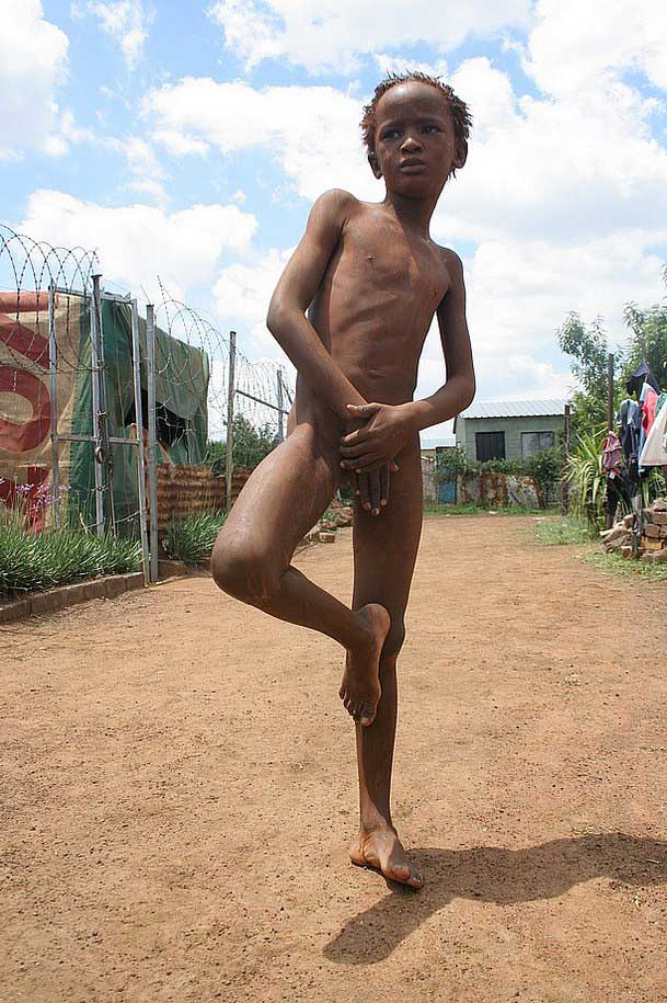 A naked boy on the street (Голый мальчик на улице), 2010