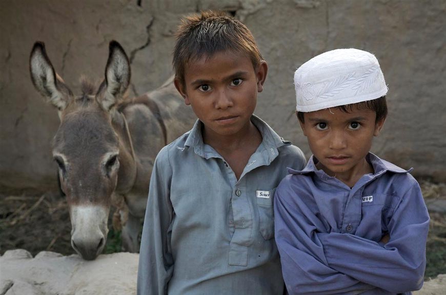 Children of rural Pakistan (Дети сельского Пакистана), c.2013