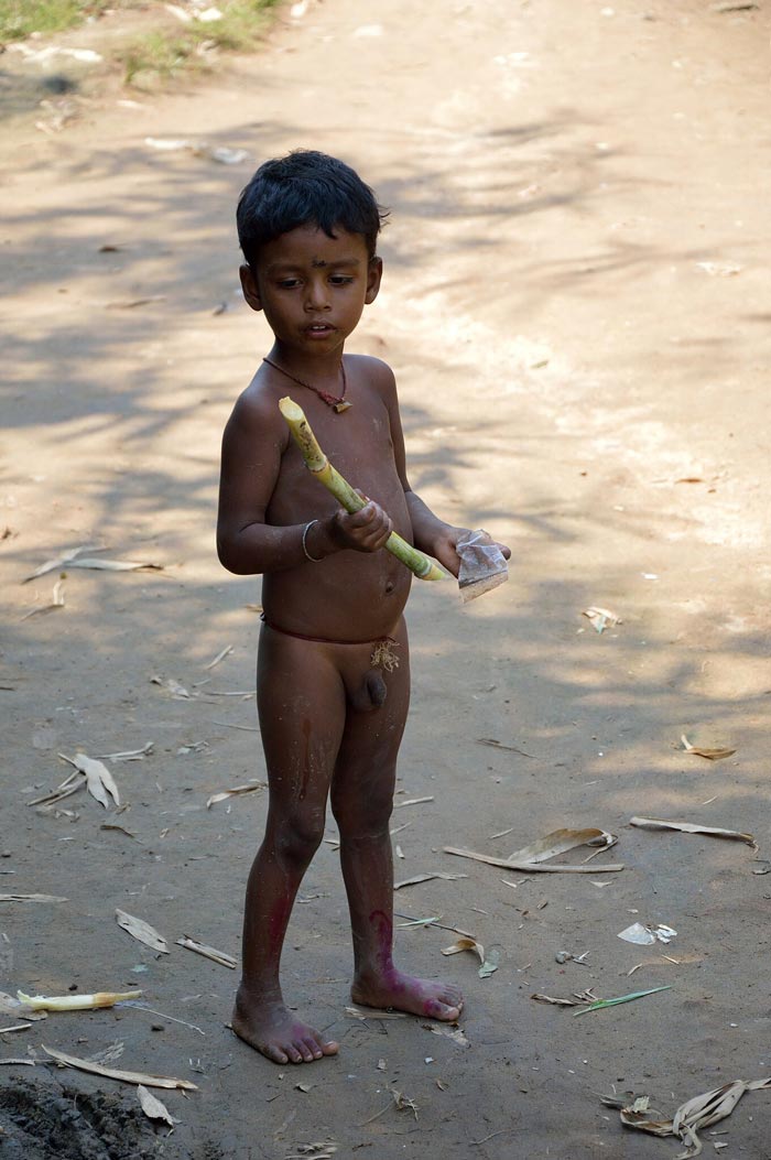 Village Boy with Sugar Cane (Деревенский мальчик с сахарным тростником), 2014